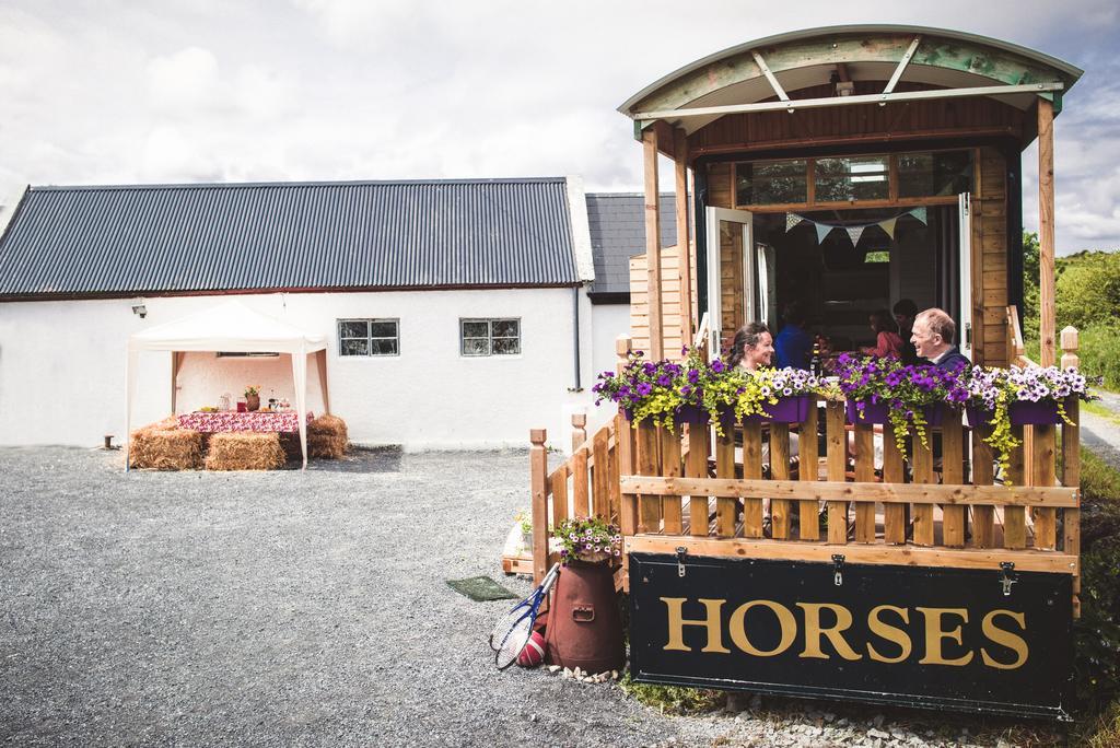 Burren Glamping Villa Kilfenora Bagian luar foto